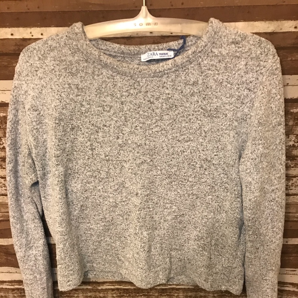 Long sleeve sweater like tshirt